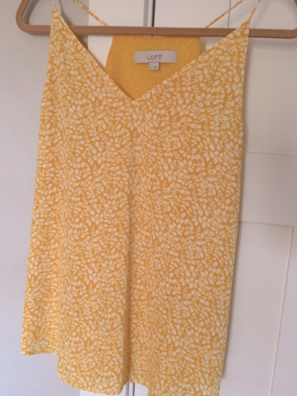 LOFT Sunny Yellow Cami Top Racerback Spaghetti Strap Ditsy Floral M NEW NWOT